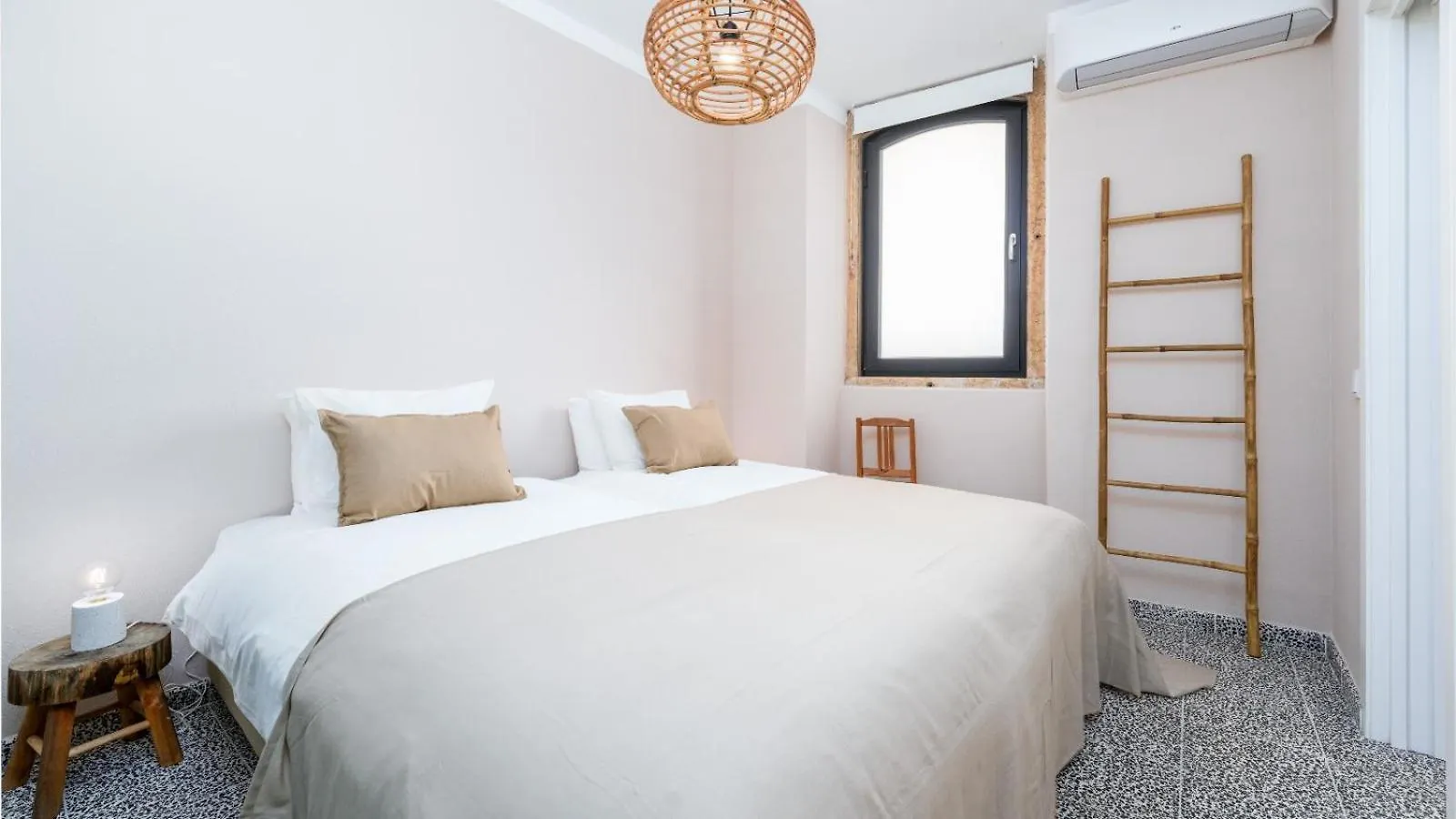 Unique Beautifully Restored Town House Loule 0*,  Portugal
